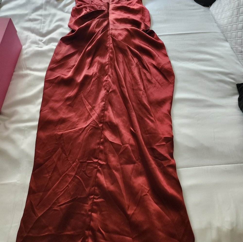 Sold Selfie LeslieMariesa Plunging Neckline Dress Red - Picture 10 of 12